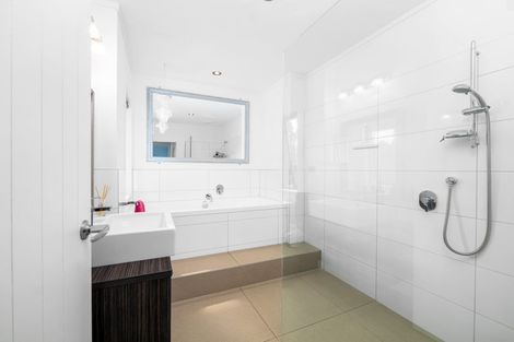 Photo of property in 180 Te Wahapu Road, Russell, 0272