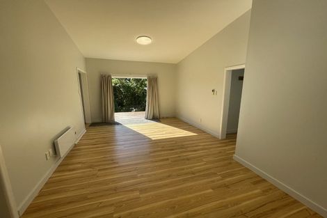 Photo of property in 143 Seatoun Heights Road, Miramar, Wellington, 6022