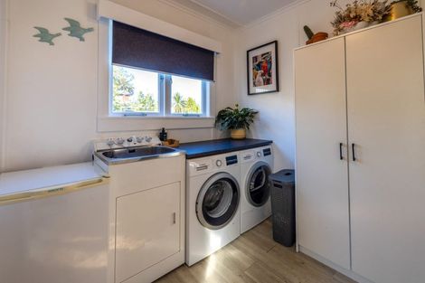 Photo of property in 5 Wellington Road, Surfdale, Waiheke Island, 1081