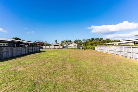 Photo of property in Ti Tree Place, Mangawhai Heads, Mangawhai, 0505