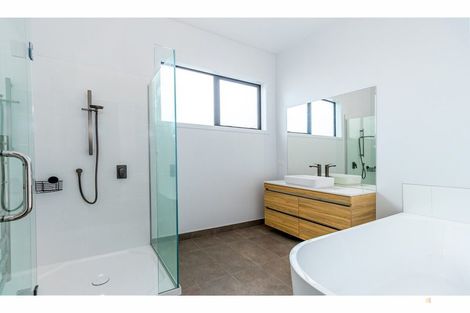 Photo of property in 6 Sea View Terrace, Seaview, Timaru, 7910