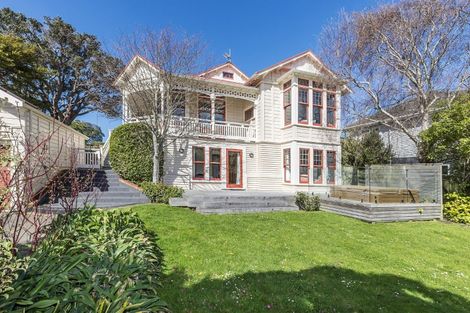 Photo of property in 11 Trelissick Crescent, Ngaio, Wellington, 6035