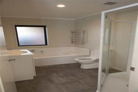 Photo of property in 32 Burford Way, Rolleston, 7615