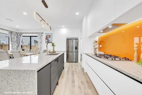 Photo of property in 8 Repehina Road, Flat Bush, Auckland, 2019