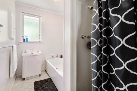 Photo of property in 70 Mallard Drive, Selwyn Heights, Rotorua, 3015