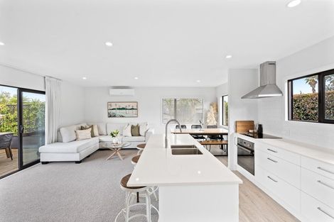 Photo of property in 85b Rosario Crescent, Red Beach, 0932