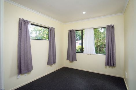 Photo of property in 17 Vina Place, Massey, Auckland, 0614