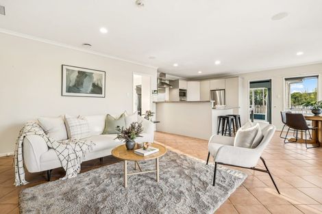 Photo of property in 26 Greig Place, Pukekohe, 2120