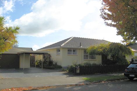 Photo of property in 1 Westmont Street, Ilam, Christchurch, 8041