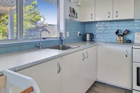 Photo of property in 2/36 Widmore Drive, Massey, Auckland, 0614