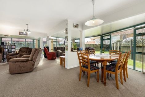 Photo of property in 10 Grevillea Place, Mount Maunganui, 3116