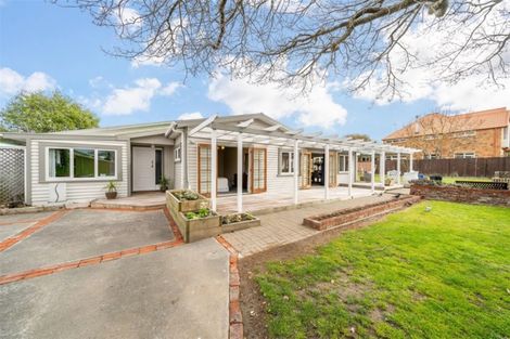 Photo of property in 2/5 Stephen Street, Trentham, Upper Hutt, 5018
