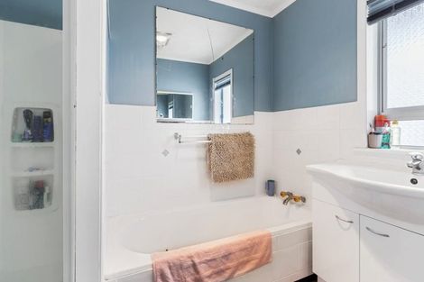 Photo of property in 5 Mail Avenue, Weymouth, Auckland, 2103
