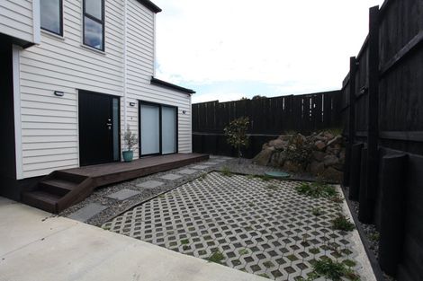 Photo of property in 10b Kurnell Drive, Botany Downs, Auckland, 2010