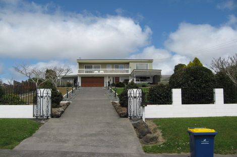Photo of property in 22 Bethells Road, Waitakere, Auckland, 0816