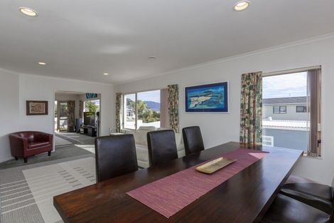 Photo of property in 118a Seaview Road, Paraparaumu Beach, Paraparaumu, 5032