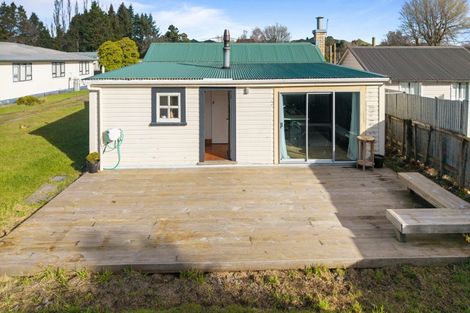 Photo of property in 35 Pitt Street, Raetihi, 4632