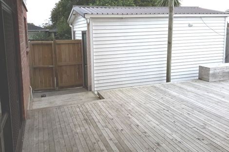 Photo of property in 12 Ronald Place, Manurewa, Auckland, 2102