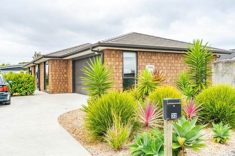 Photo of property in 32 Kedge Drive, Mangawhai, 0505