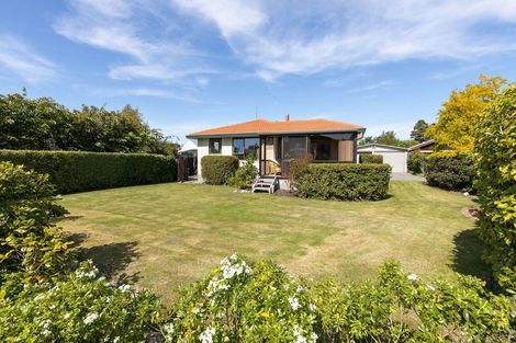 Photo of property in 3 Prudhoe Lane, Northcote, Christchurch, 8052