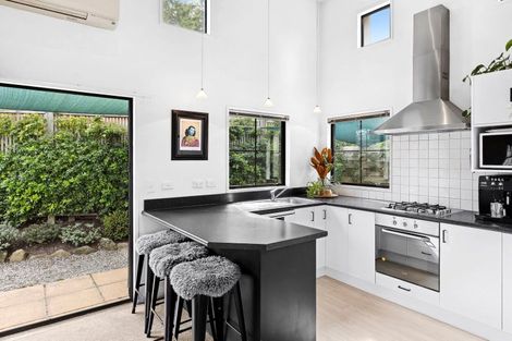 Photo of property in 13 Trevathan Lane, Wanaka, 9305