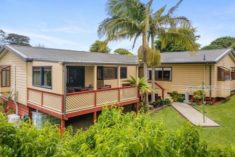 Photo of property in 18 Lochend Place, Highland Park, Auckland, 2010
