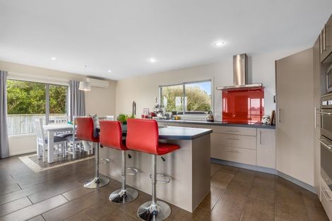 Photo of property in 5 Abbey Way, Whitby, Porirua, 5024