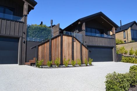 Photo of property in 19b Rannoch Drive, Jacks Point, Queenstown, 9371