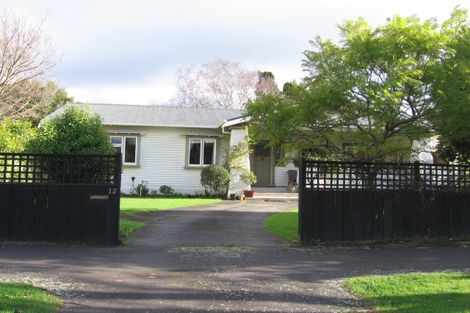 Photo of property in 12 Langston Avenue, Palmerston North, 4414