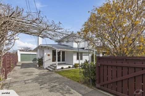 Photo of property in 13 Whites Line West, Woburn, Lower Hutt, 5010
