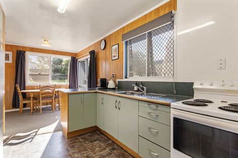 Photo of property in 20 Newham Place, Henderson, Auckland, 0612