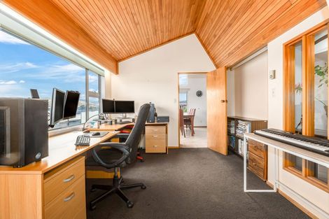 Photo of property in 35 Bosun Terrace, Whitby, Porirua, 5024