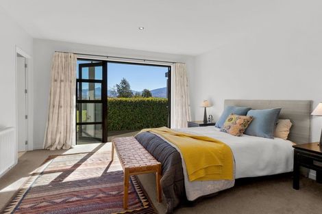 Photo of property in 251 Beacon Point Road, Wanaka, 9305