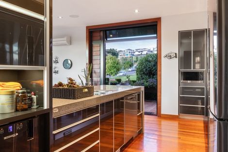 Photo of property in 2 Caldera Close, Pyes Pa, Tauranga, 3112