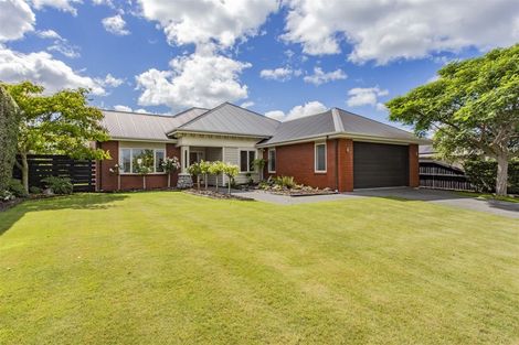 Photo of property in 48 Oakwood Drive, Rangiora, 7400