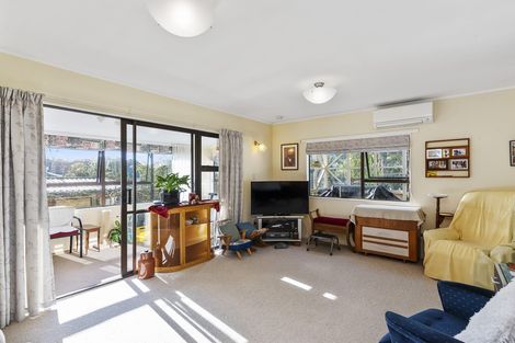 Photo of property in 85 Ruapehu Street, Paraparaumu, 5032