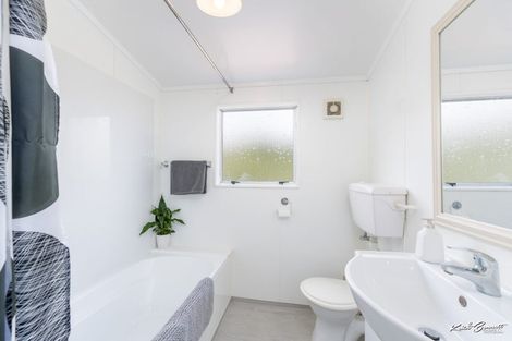 Photo of property in 26b Viewmont Drive, Harbour View, Lower Hutt, 5010