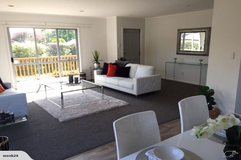 Photo of property in 53a Stottholm Road, Titirangi, Auckland, 0604