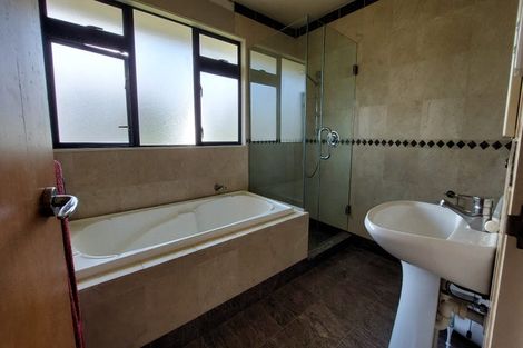 Photo of property in 15 Calla Street, Maungaturoto, 0520