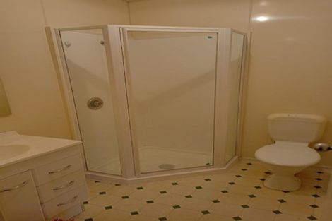 Photo of property in 12 Clifford Street, Dalmore, Dunedin, 9010