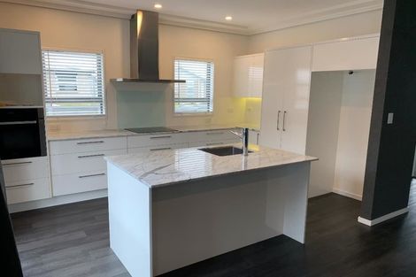 Photo of property in 10 Aroha Street, Pegasus, 7612