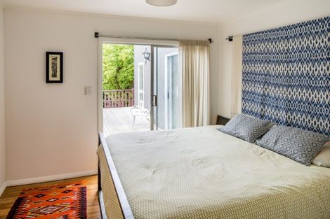 Photo of property in 8 Gordon Road, Plimmerton, Porirua, 5026