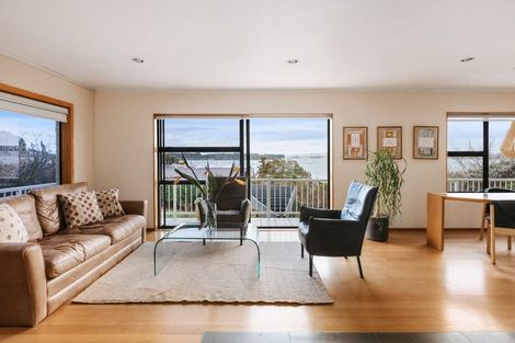 Photo of property in 96 Omokoroa Road, Omokoroa, 3114