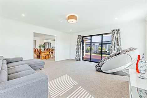 Photo of property in 21 Coachmans Road, Prebbleton, 7604