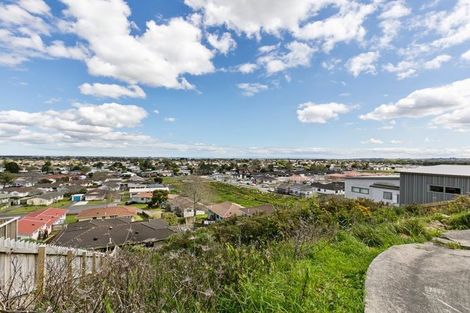 Photo of property in 157 Keri Vista Rise, Papakura, 2110