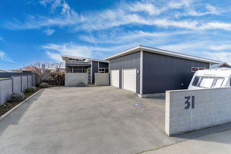 Photo of property in 31 Rhoboro Road, Twizel, 7901