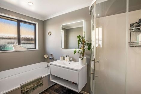 Photo of property in Carmichael Courts, 2/14 Wharenui Road, Upper Riccarton, Christchurch, 8041