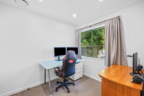 Photo of property in 468a Great South Road, Opaheke, Papakura, 2113