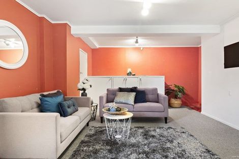 Photo of property in 125 Broderick Road, Johnsonville, Wellington, 6037