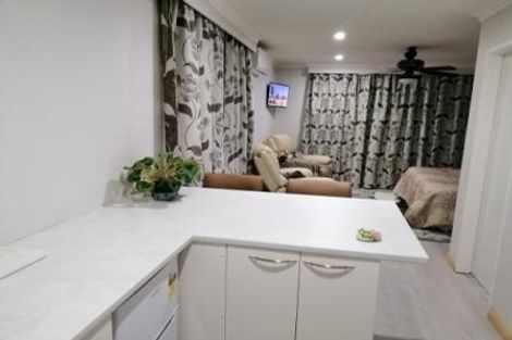 Photo of property in 76 Ferndown Avenue, Papatoetoe, Auckland, 2025